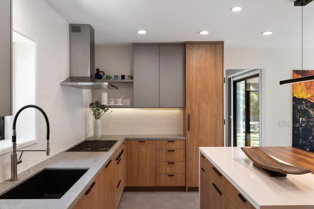 Detail Gallery Image 14 of 66 For 137 30th Ave, San Mateo,  CA 94403 - 3 Beds | 2 Baths