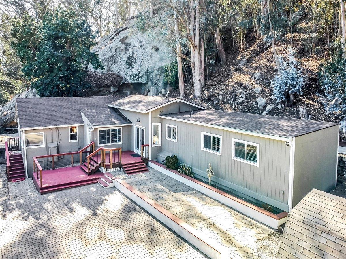 Detail Gallery Image 19 of 43 For 11880 San Mateo Rd, Half Moon Bay,  CA 94019 - 2 Beds | 2 Baths
