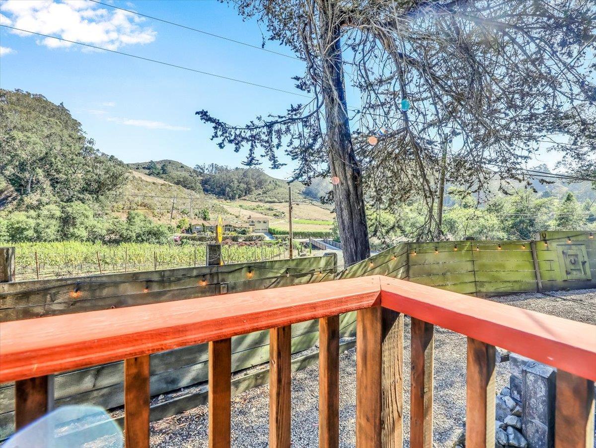 Detail Gallery Image 9 of 43 For 11880 San Mateo Rd, Half Moon Bay,  CA 94019 - 2 Beds | 2 Baths