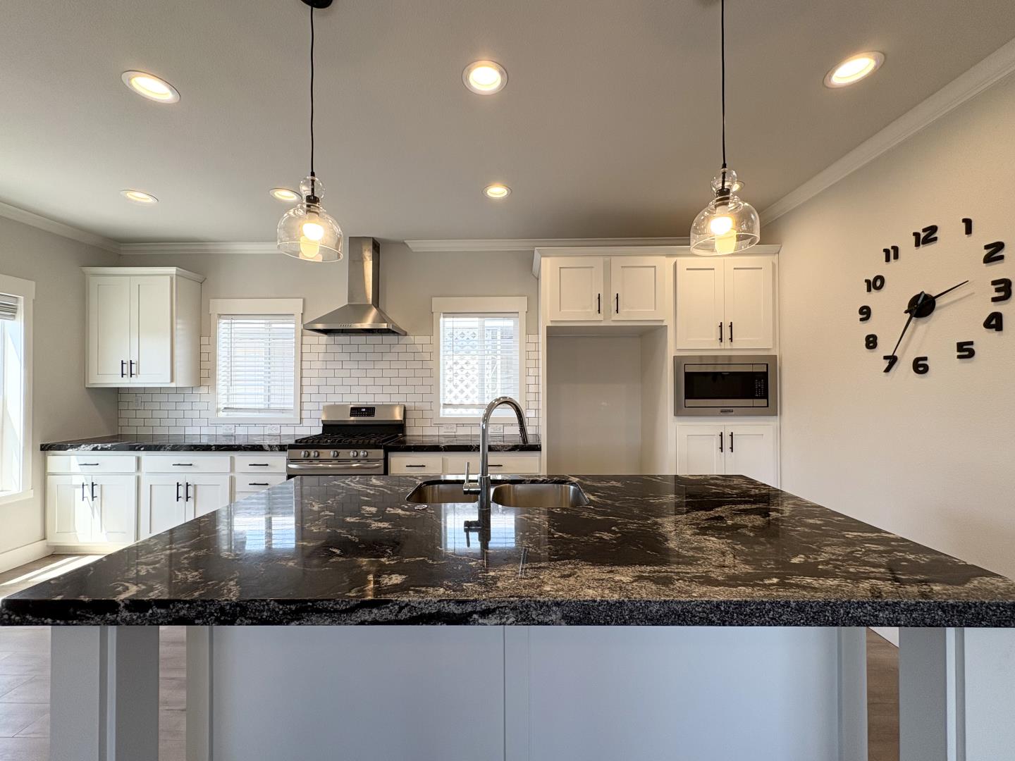 Detail Gallery Image 8 of 24 For 1515 N Milpitas Blvd #66,  Milpitas,  CA 95035 - 3 Beds | 2 Baths