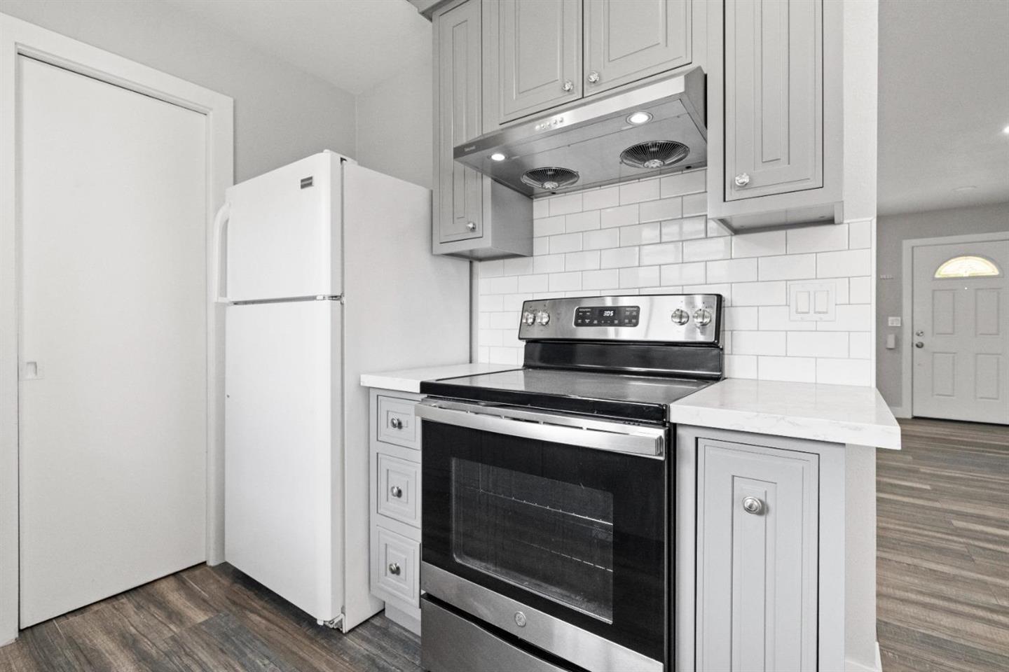 Detail Gallery Image 11 of 19 For 7344 Rainbow Dr, Cupertino,  CA 95014 - – Beds | – Baths