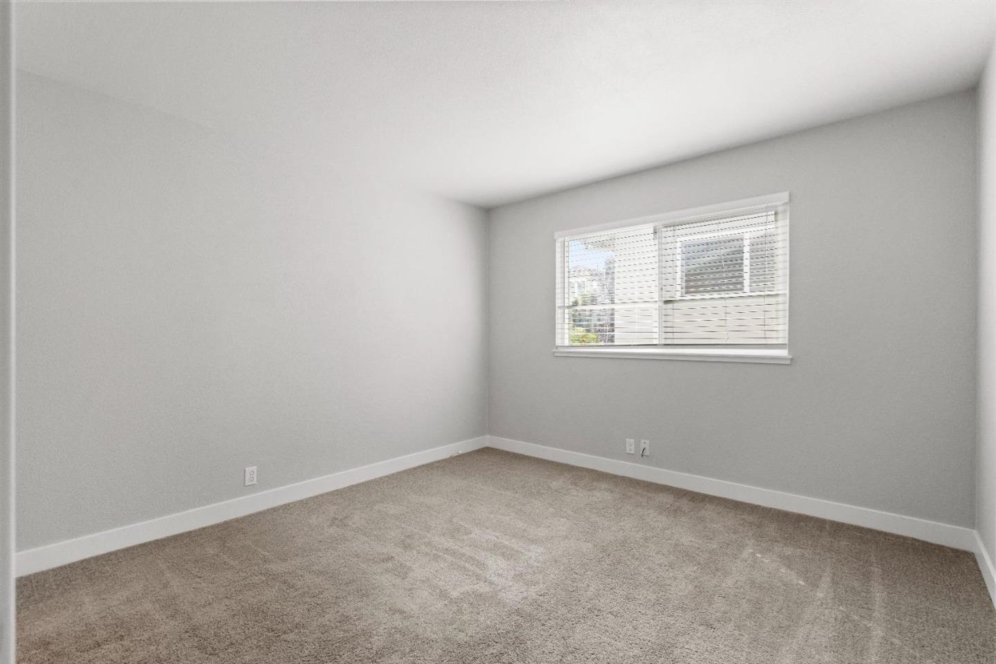 Detail Gallery Image 9 of 19 For 7344 Rainbow Dr, Cupertino,  CA 95014 - – Beds | – Baths