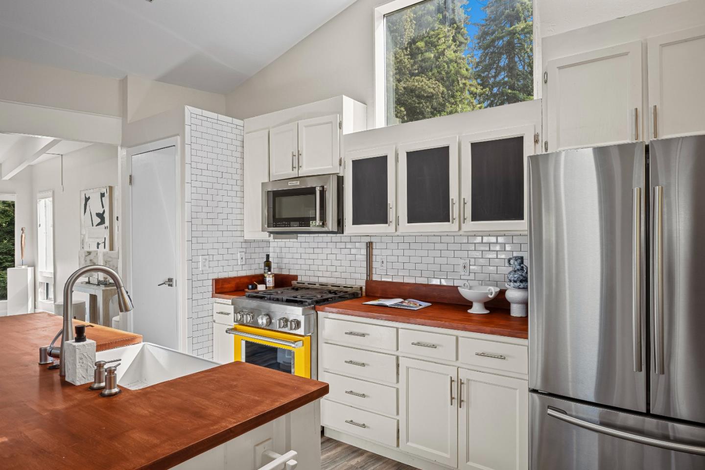 Detail Gallery Image 16 of 57 For 321 Valencia Rd, Aptos,  CA 95003 - 4 Beds | 2 Baths