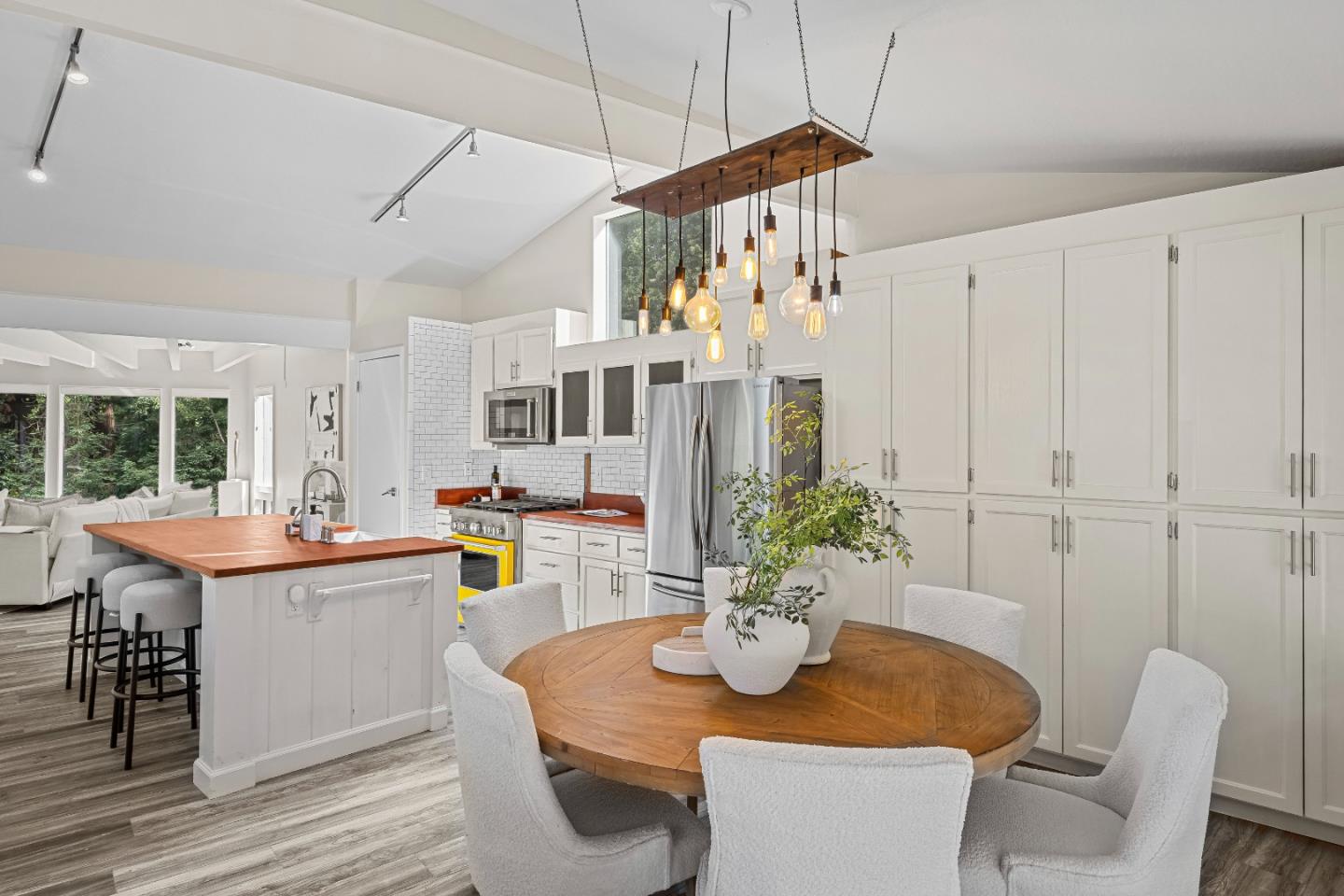 Detail Gallery Image 17 of 57 For 321 Valencia Rd, Aptos,  CA 95003 - 4 Beds | 2 Baths