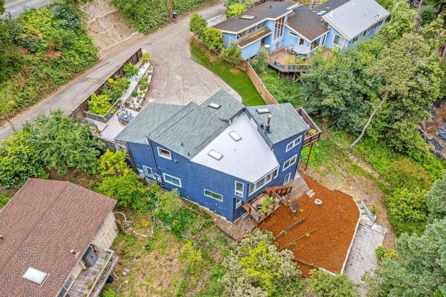 Detail Gallery Image 50 of 57 For 321 Valencia Rd, Aptos,  CA 95003 - 4 Beds | 2 Baths