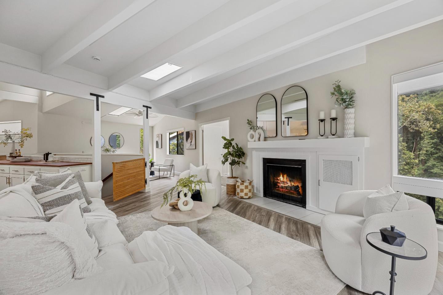 Detail Gallery Image 9 of 57 For 321 Valencia Rd, Aptos,  CA 95003 - 4 Beds | 2 Baths