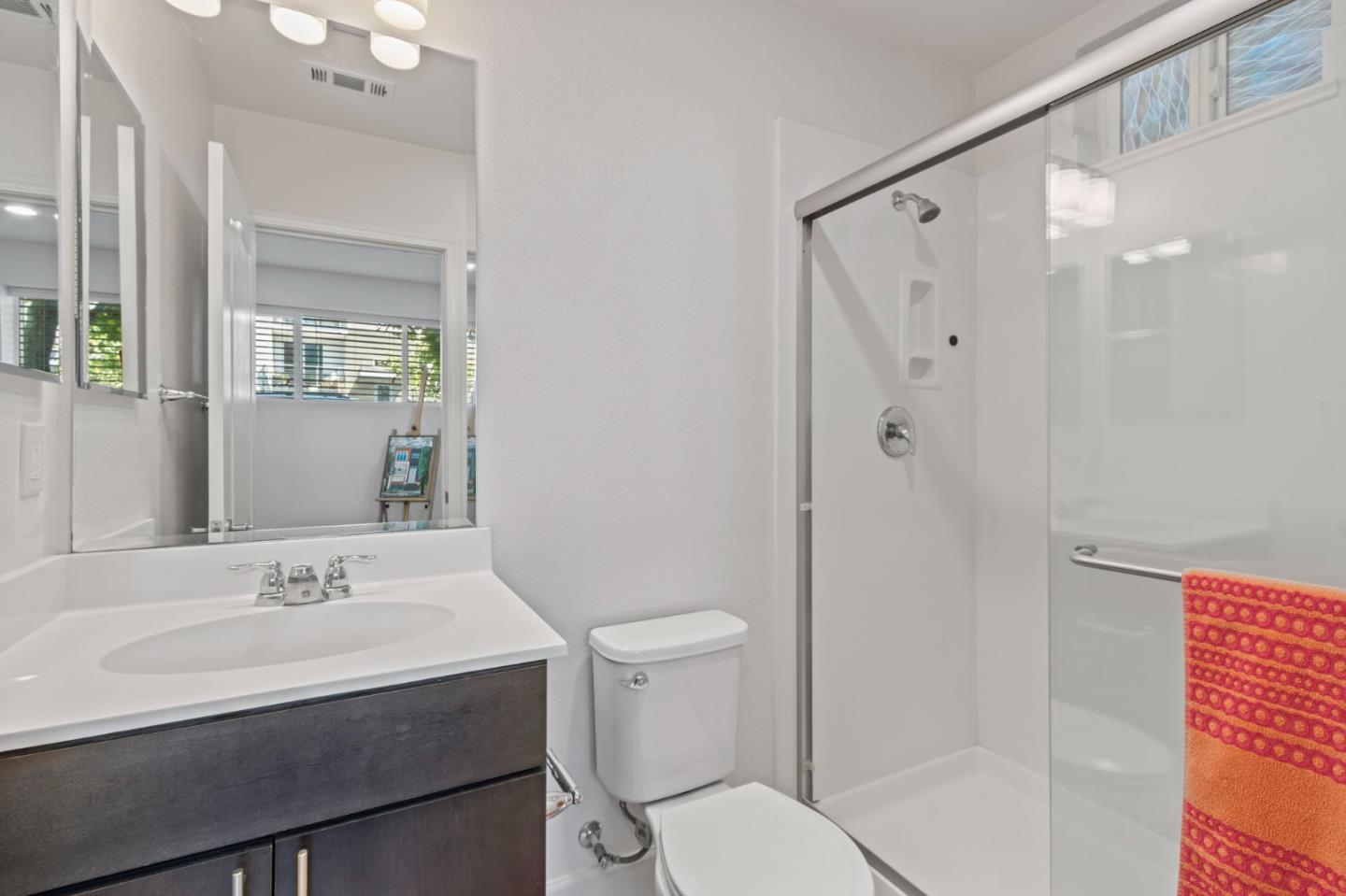 Detail Gallery Image 12 of 63 For 178 Llano De Los Robles Ave, San Jose,  CA 95136 - 4 Beds | 3/1 Baths