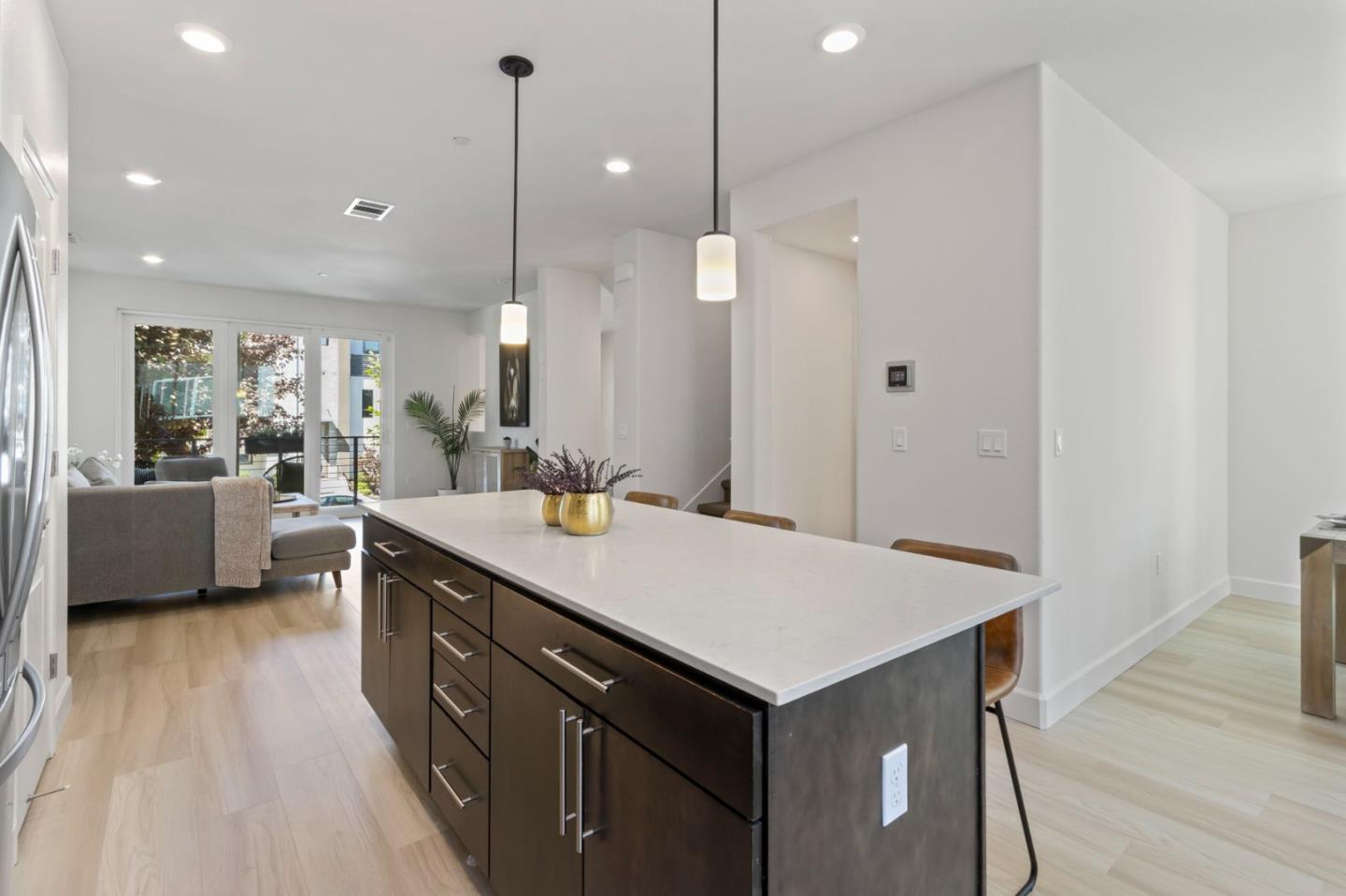 Detail Gallery Image 20 of 63 For 178 Llano De Los Robles Ave, San Jose,  CA 95136 - 4 Beds | 3/1 Baths
