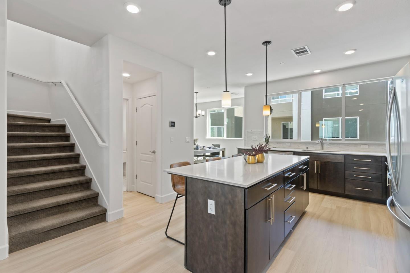 Detail Gallery Image 21 of 63 For 178 Llano De Los Robles Ave, San Jose,  CA 95136 - 4 Beds | 3/1 Baths