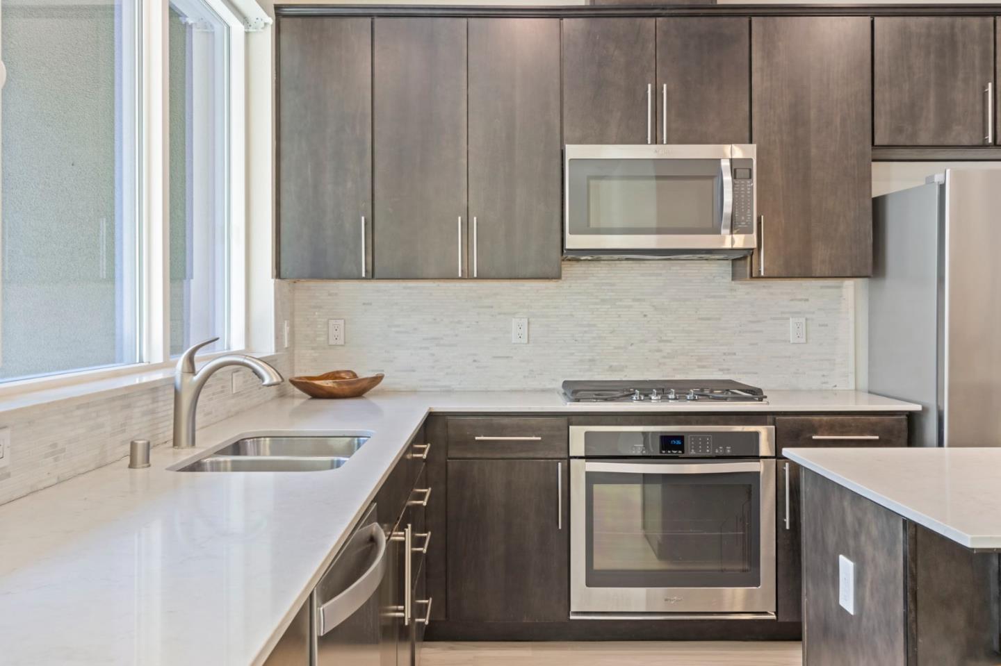 Detail Gallery Image 23 of 63 For 178 Llano De Los Robles Ave, San Jose,  CA 95136 - 4 Beds | 3/1 Baths