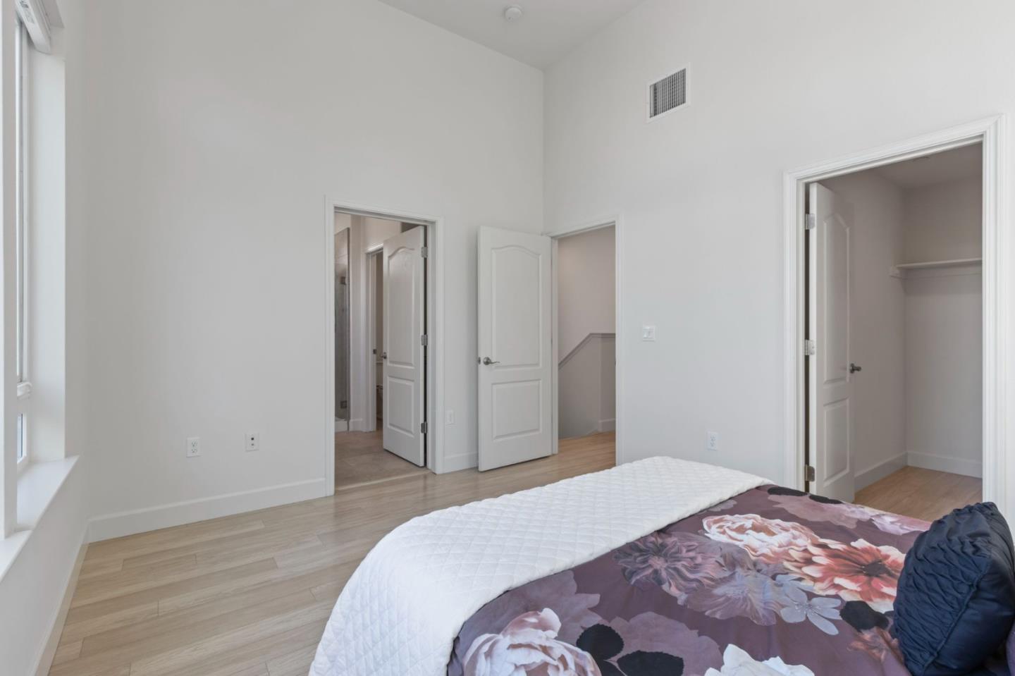 Detail Gallery Image 32 of 63 For 178 Llano De Los Robles Ave, San Jose,  CA 95136 - 4 Beds | 3/1 Baths