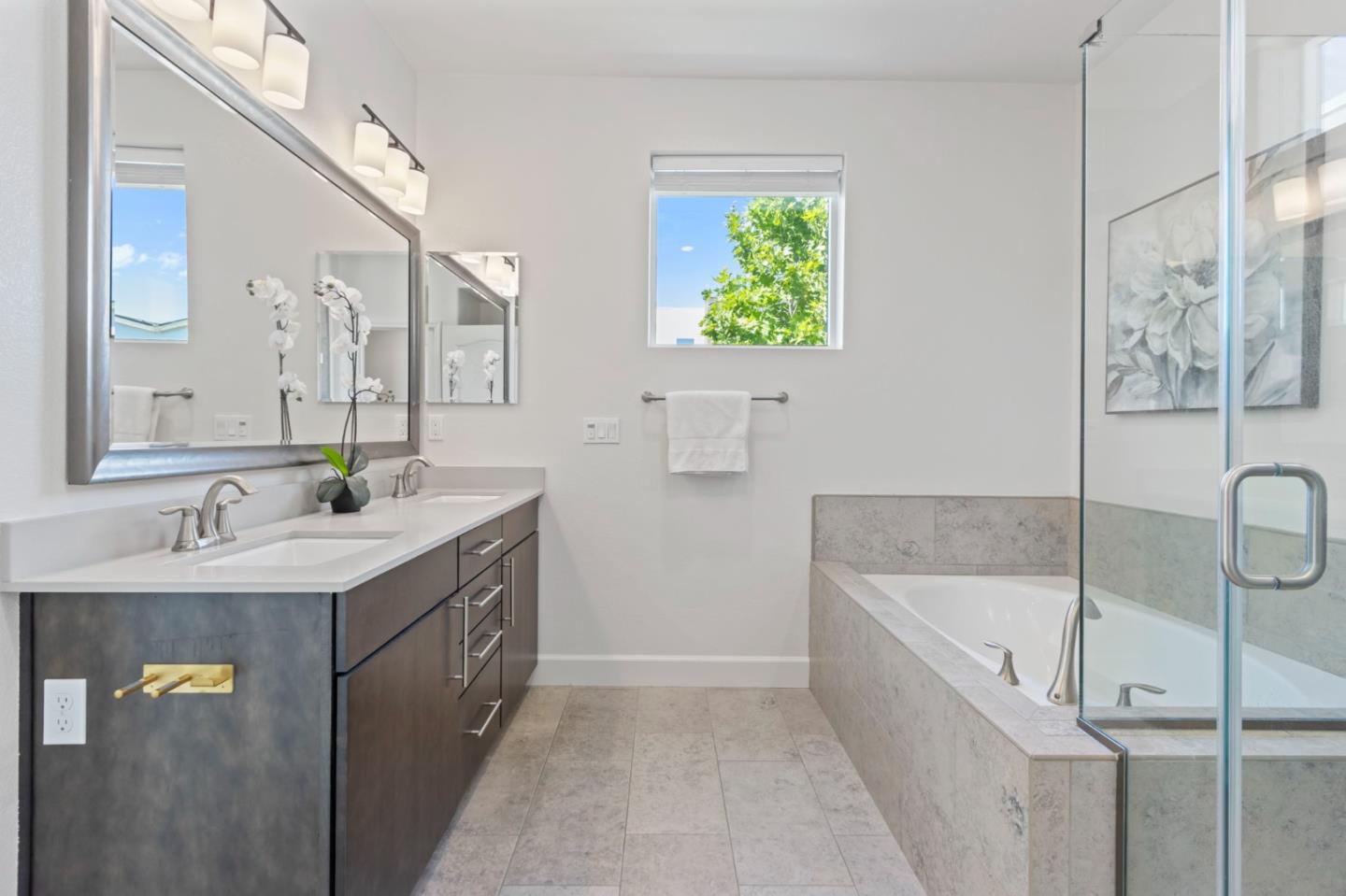 Detail Gallery Image 37 of 63 For 178 Llano De Los Robles Ave, San Jose,  CA 95136 - 4 Beds | 3/1 Baths