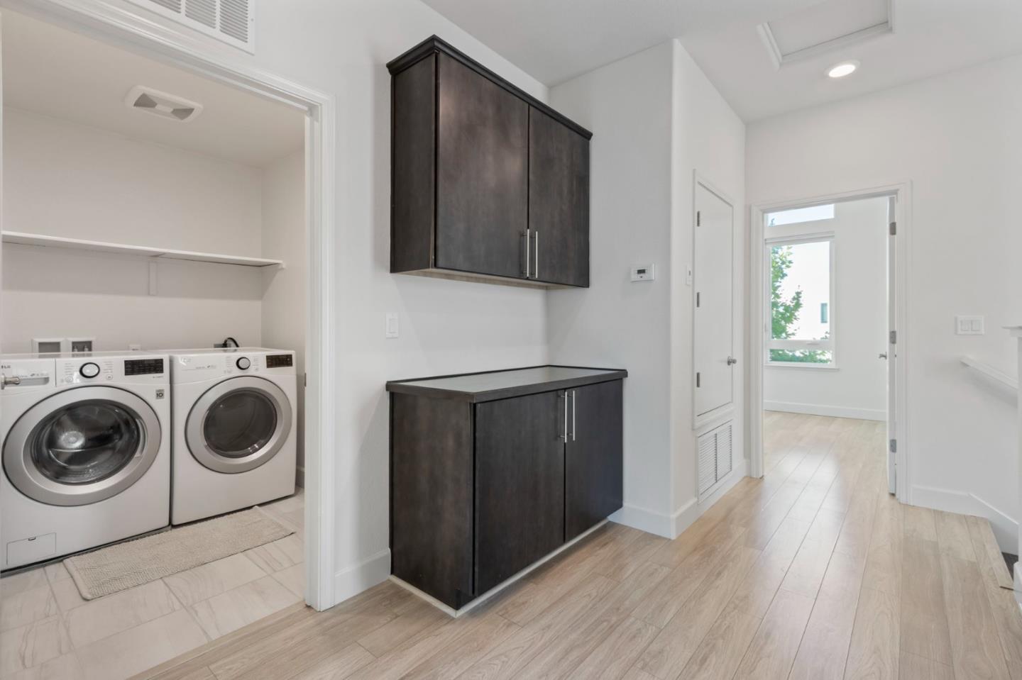 Detail Gallery Image 39 of 63 For 178 Llano De Los Robles Ave, San Jose,  CA 95136 - 4 Beds | 3/1 Baths