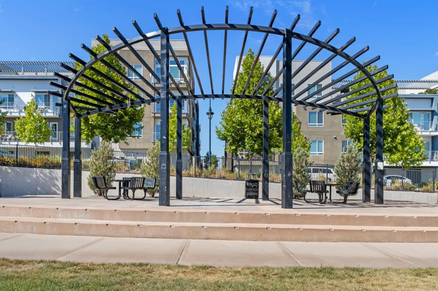 Detail Gallery Image 55 of 63 For 178 Llano De Los Robles Ave, San Jose,  CA 95136 - 4 Beds | 3/1 Baths