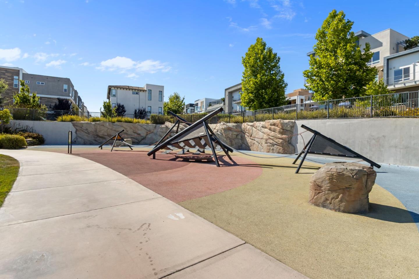 Detail Gallery Image 56 of 63 For 178 Llano De Los Robles Ave, San Jose,  CA 95136 - 4 Beds | 3/1 Baths