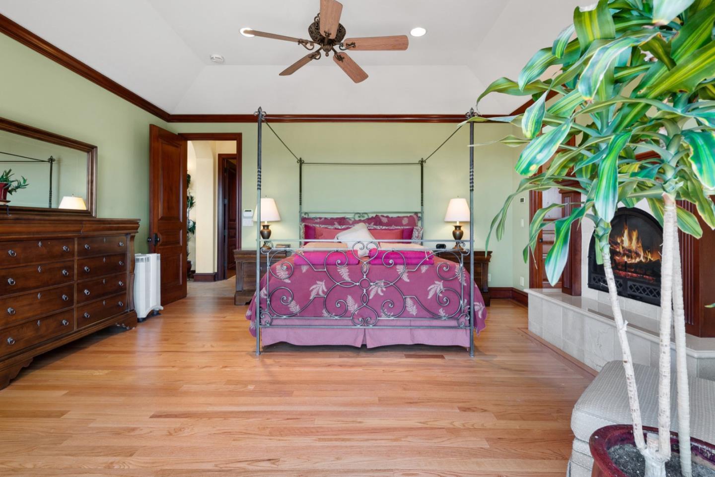 Detail Gallery Image 38 of 96 For 2053 Weston Rd, Scotts Valley,  CA 95066 - 4 Beds | 4/1 Baths