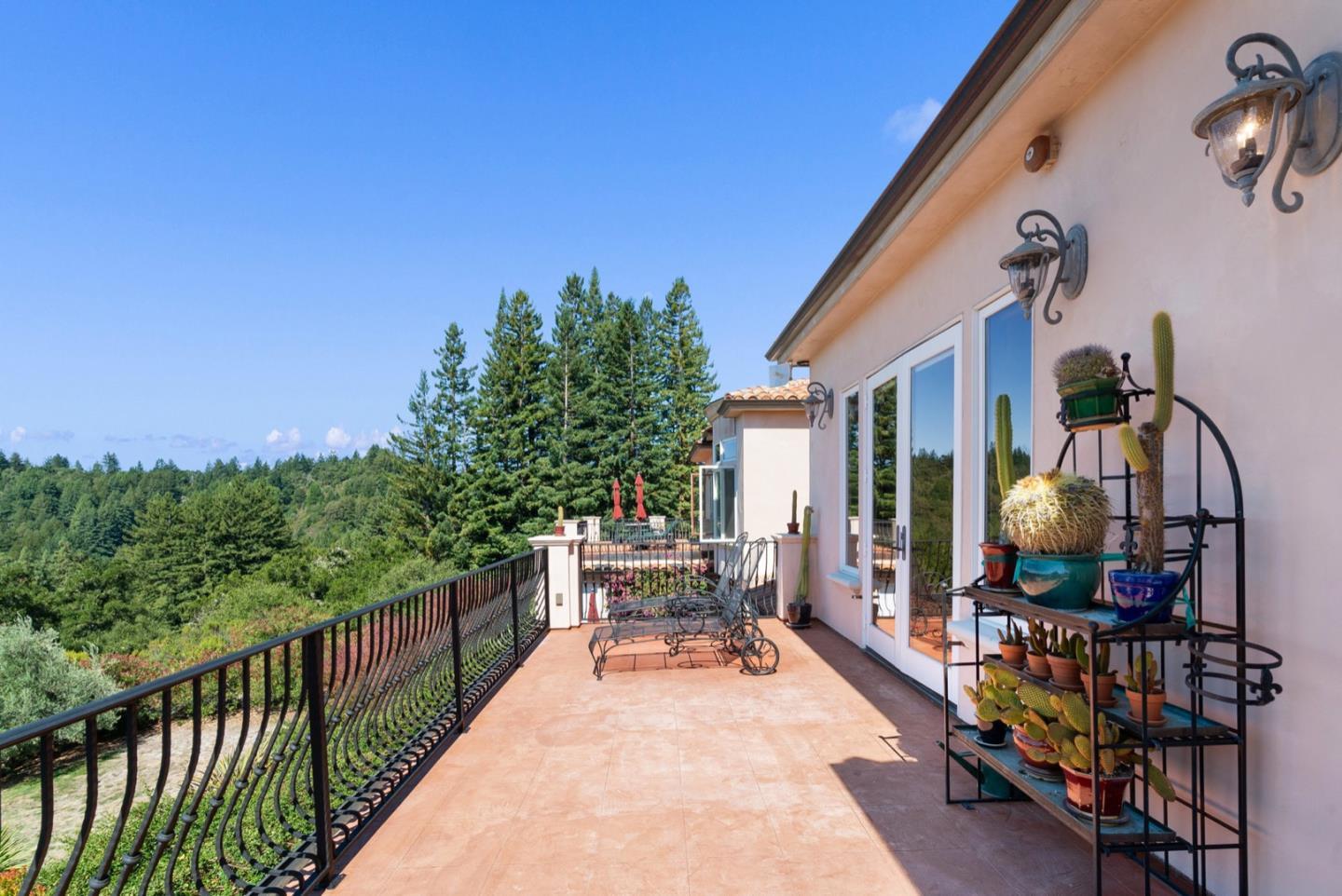 Detail Gallery Image 71 of 96 For 2053 Weston Rd, Scotts Valley,  CA 95066 - 4 Beds | 4/1 Baths