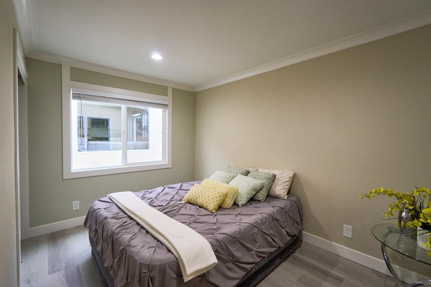 Detail Gallery Image 11 of 28 For 470 Holly Way, Milpitas,  CA 95035 - 4 Beds | 2 Baths