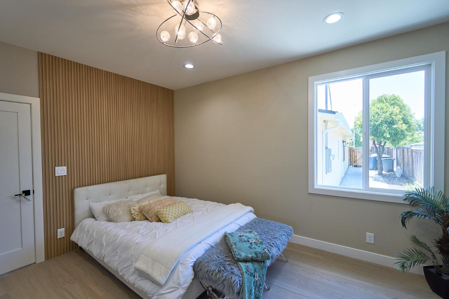 Detail Gallery Image 26 of 28 For 470 Holly Way, Milpitas,  CA 95035 - 4 Beds | 2 Baths
