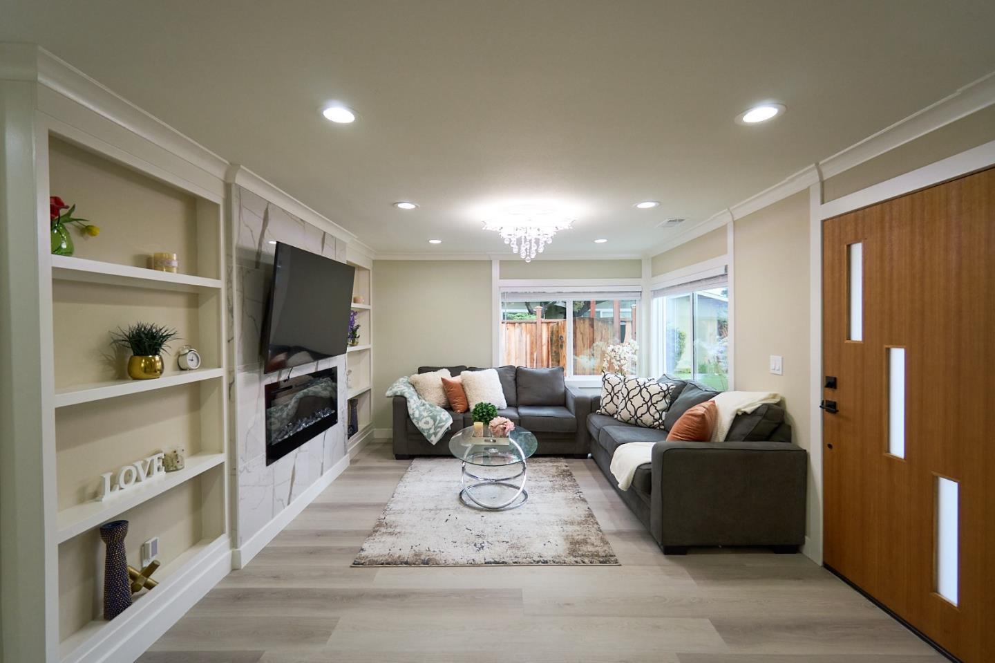 Detail Gallery Image 4 of 28 For 470 Holly Way, Milpitas,  CA 95035 - 4 Beds | 2 Baths