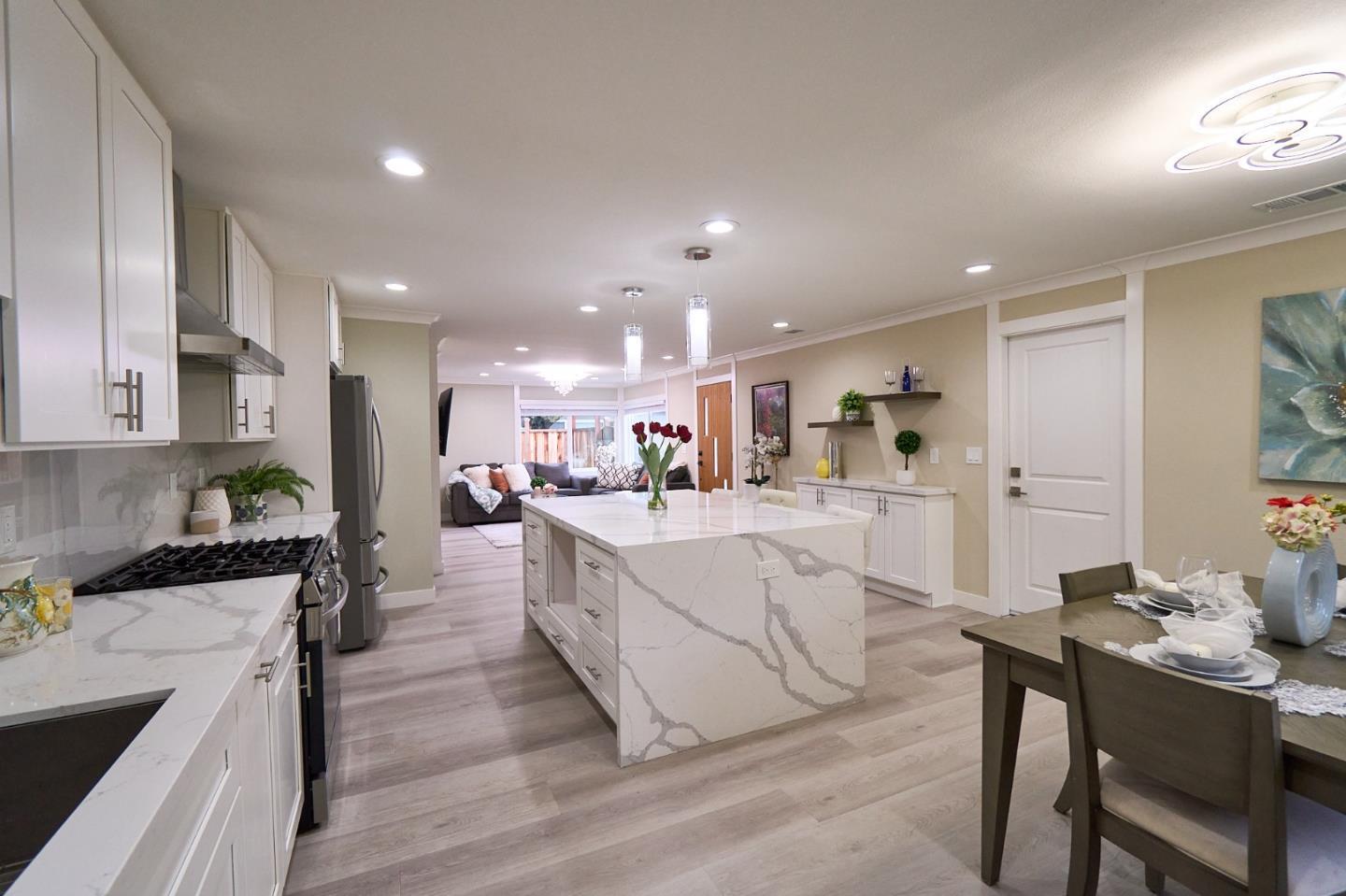 Detail Gallery Image 7 of 28 For 470 Holly Way, Milpitas,  CA 95035 - 4 Beds | 2 Baths