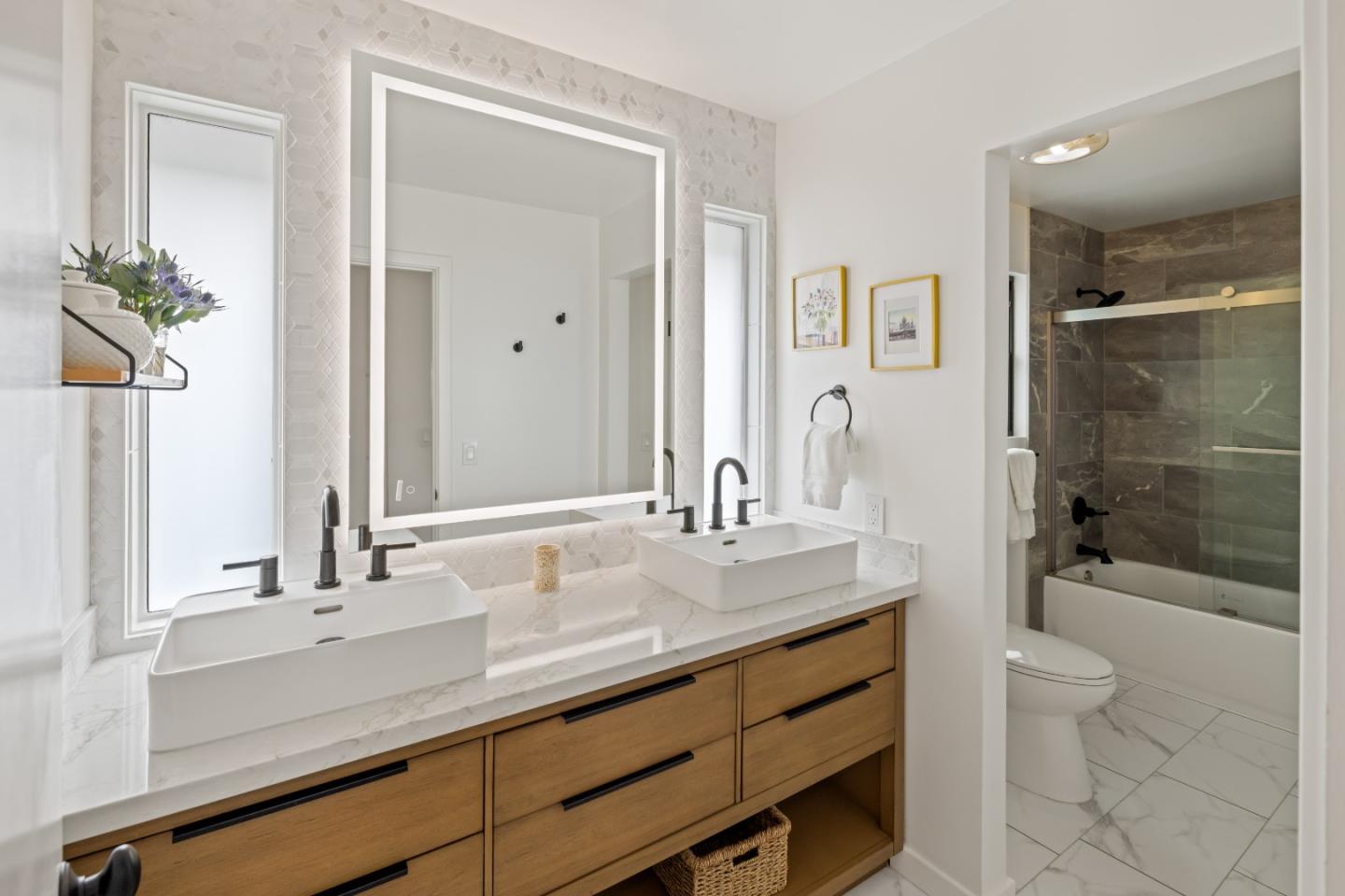 Detail Gallery Image 33 of 43 For 25 Coral St, Pacific Grove,  CA 93950 - 3 Beds | 2 Baths