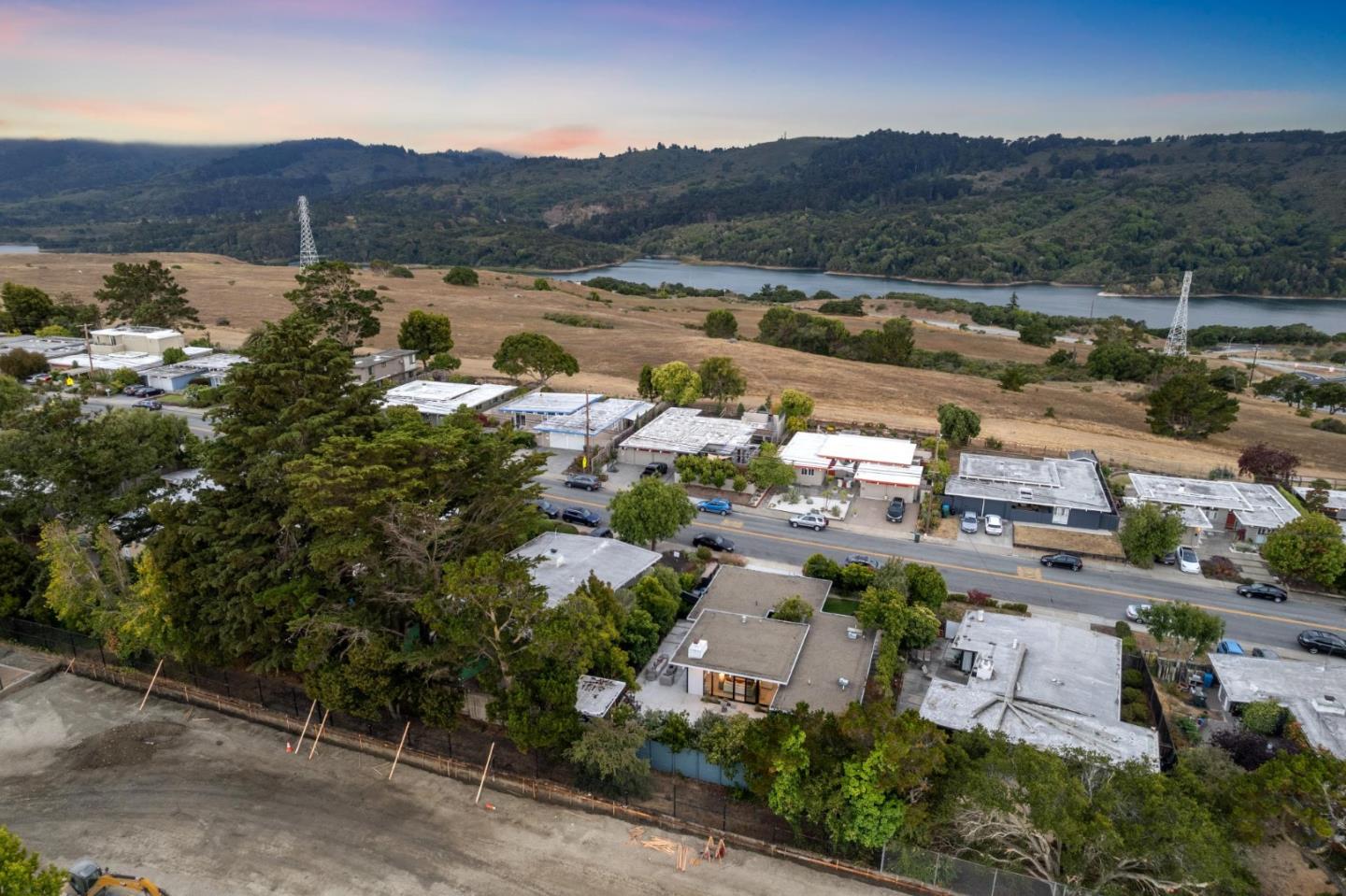 Detail Gallery Image 112 of 121 For 1651 Lexington, San Mateo,  CA 94402 - 3 Beds | 2 Baths