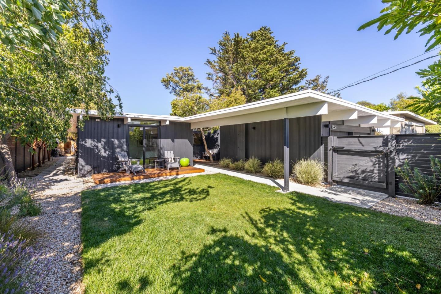 Detail Gallery Image 2 of 121 For 1651 Lexington, San Mateo,  CA 94402 - 3 Beds | 2 Baths