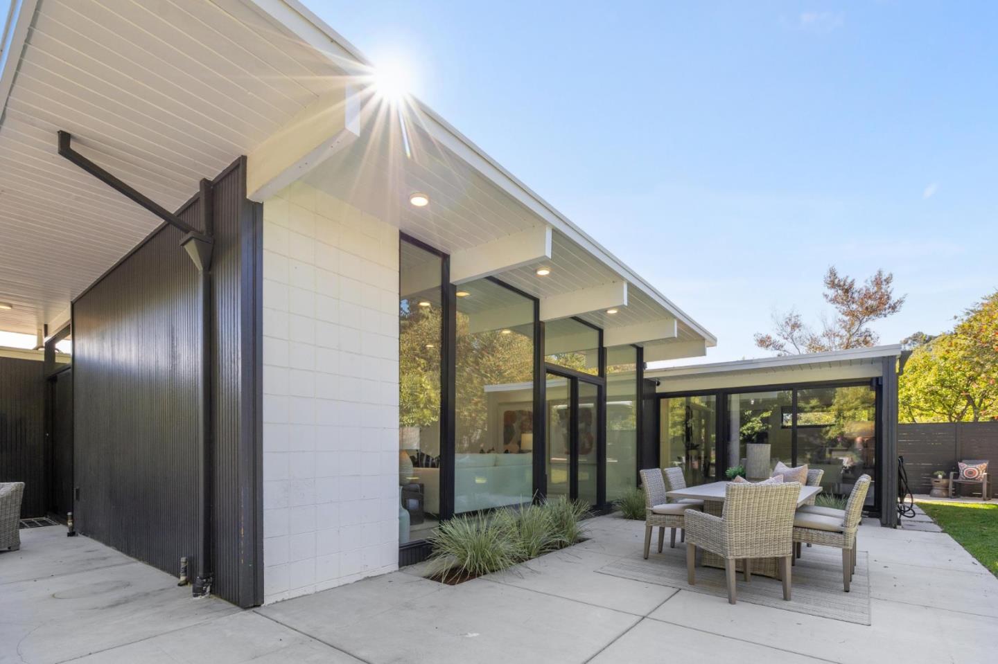 Detail Gallery Image 46 of 121 For 1651 Lexington, San Mateo,  CA 94402 - 3 Beds | 2 Baths