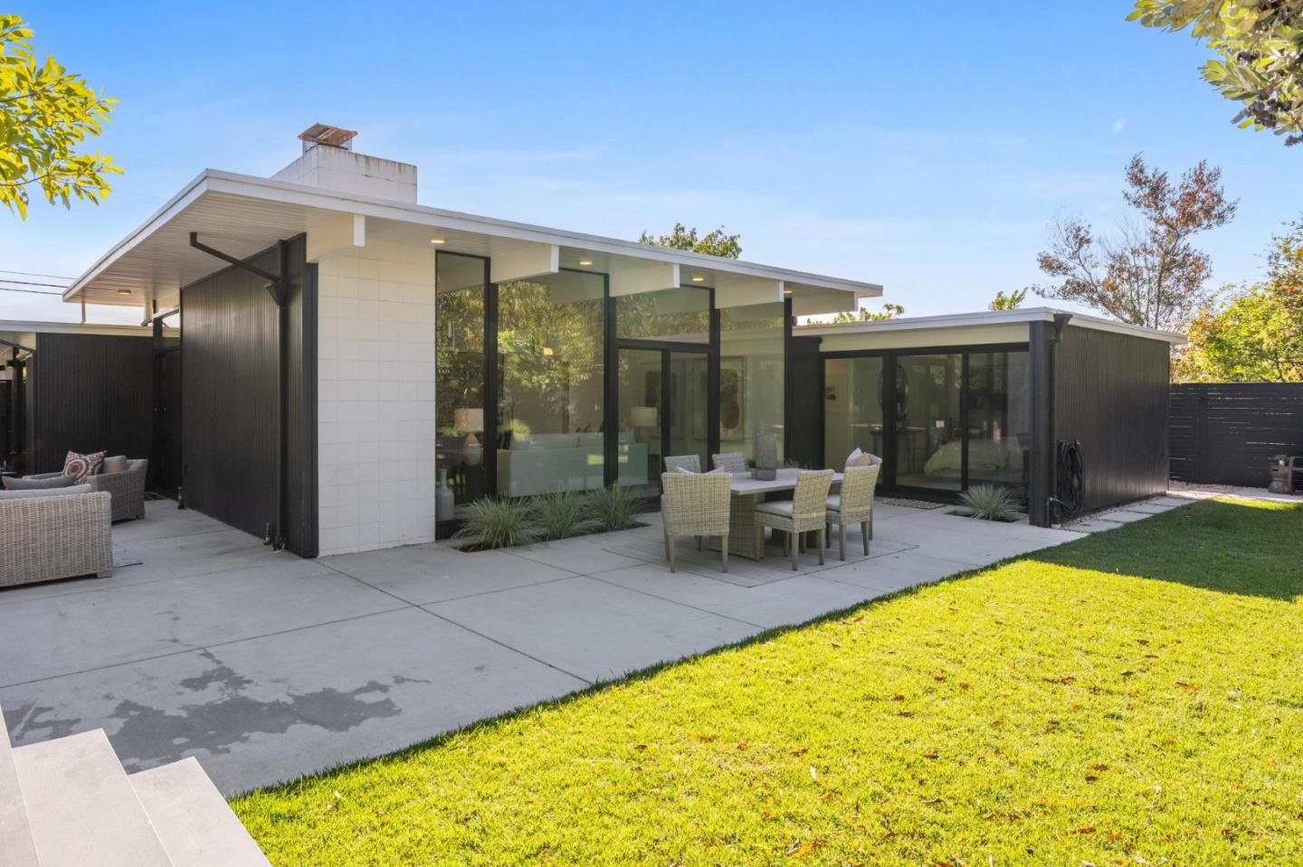 Detail Gallery Image 48 of 121 For 1651 Lexington, San Mateo,  CA 94402 - 3 Beds | 2 Baths