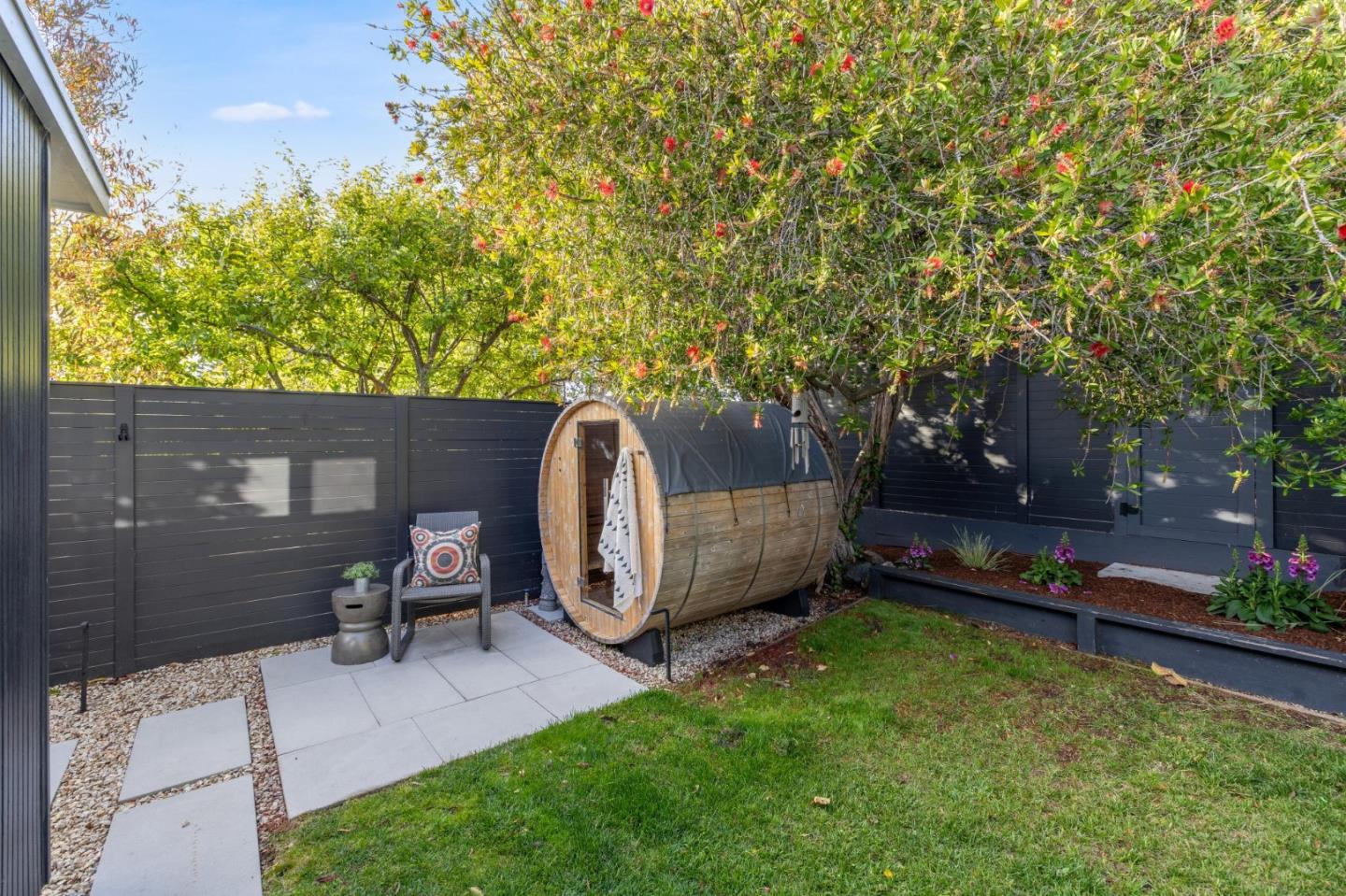 Detail Gallery Image 60 of 121 For 1651 Lexington, San Mateo,  CA 94402 - 3 Beds | 2 Baths