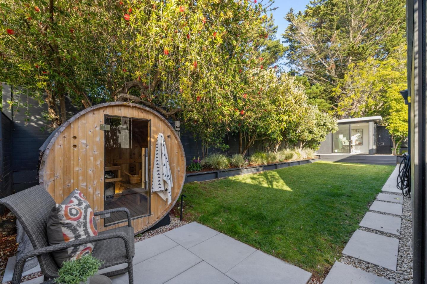Detail Gallery Image 63 of 121 For 1651 Lexington, San Mateo,  CA 94402 - 3 Beds | 2 Baths
