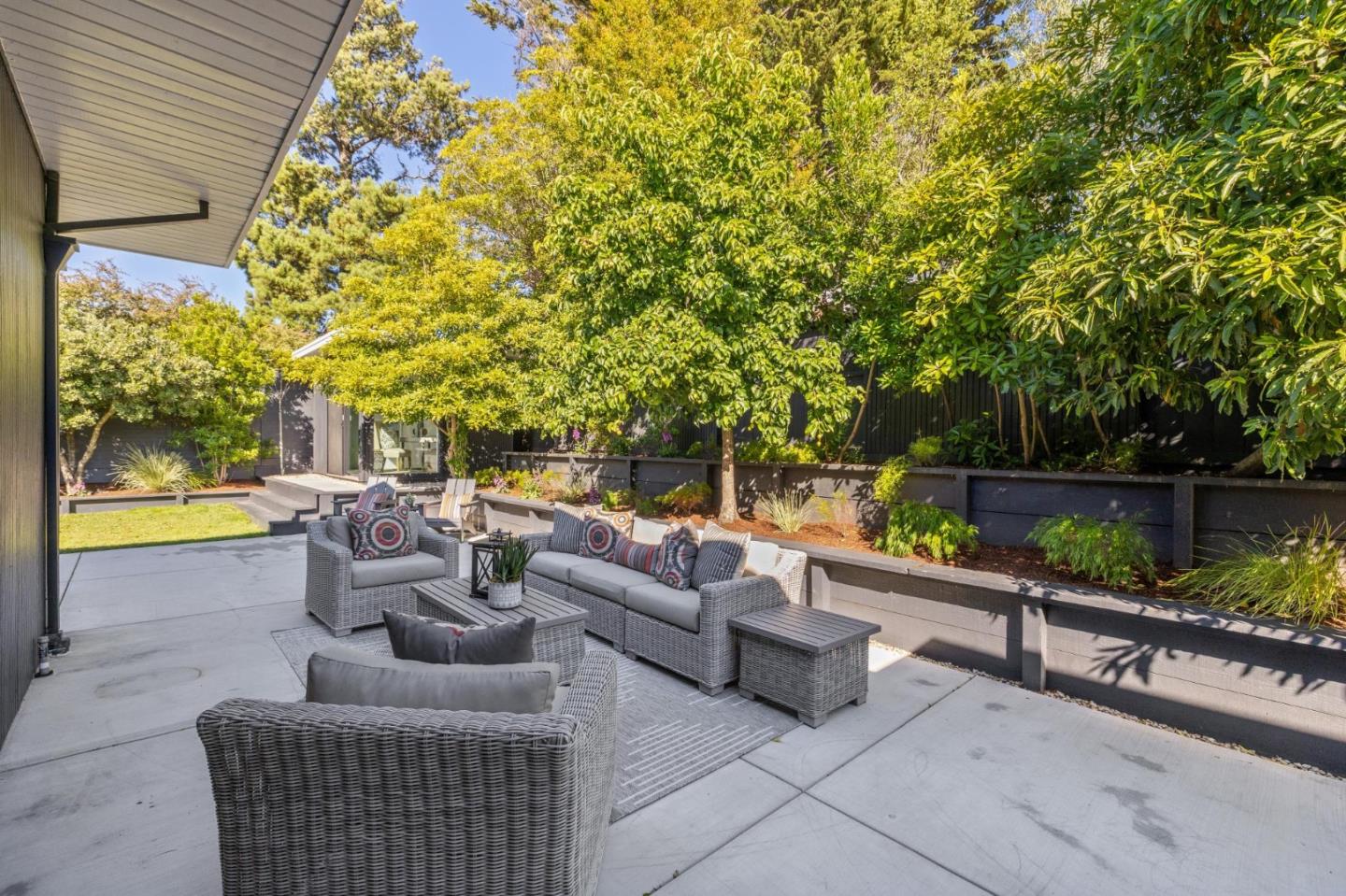 Detail Gallery Image 67 of 121 For 1651 Lexington, San Mateo,  CA 94402 - 3 Beds | 2 Baths