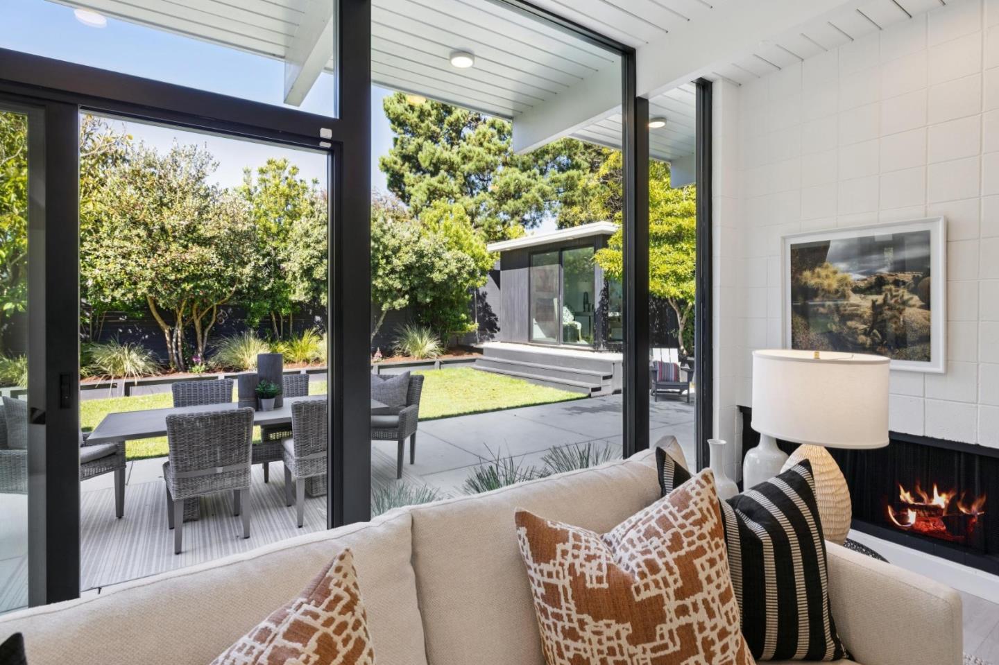 Detail Gallery Image 71 of 121 For 1651 Lexington, San Mateo,  CA 94402 - 3 Beds | 2 Baths