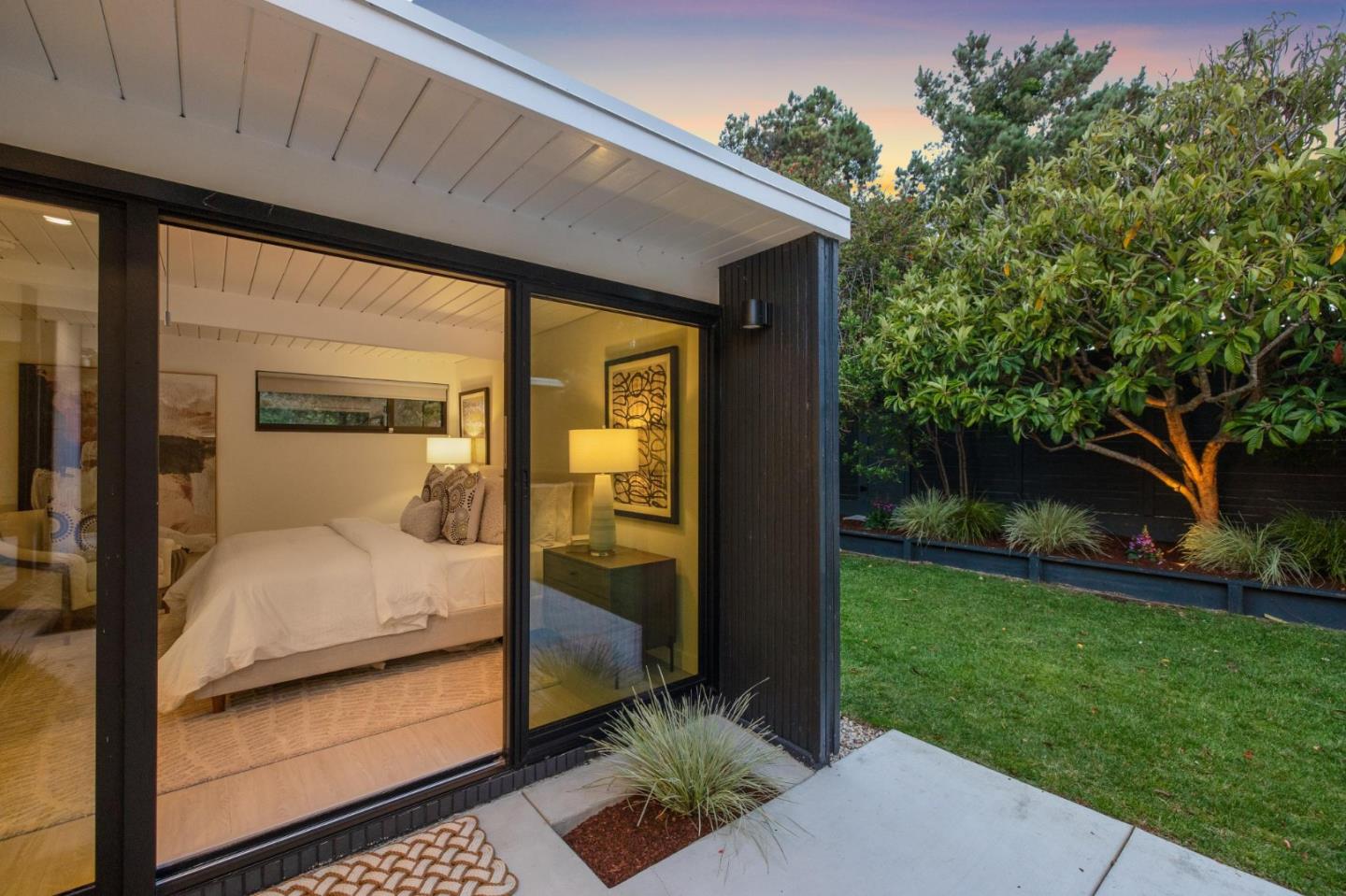 Detail Gallery Image 92 of 121 For 1651 Lexington, San Mateo,  CA 94402 - 3 Beds | 2 Baths
