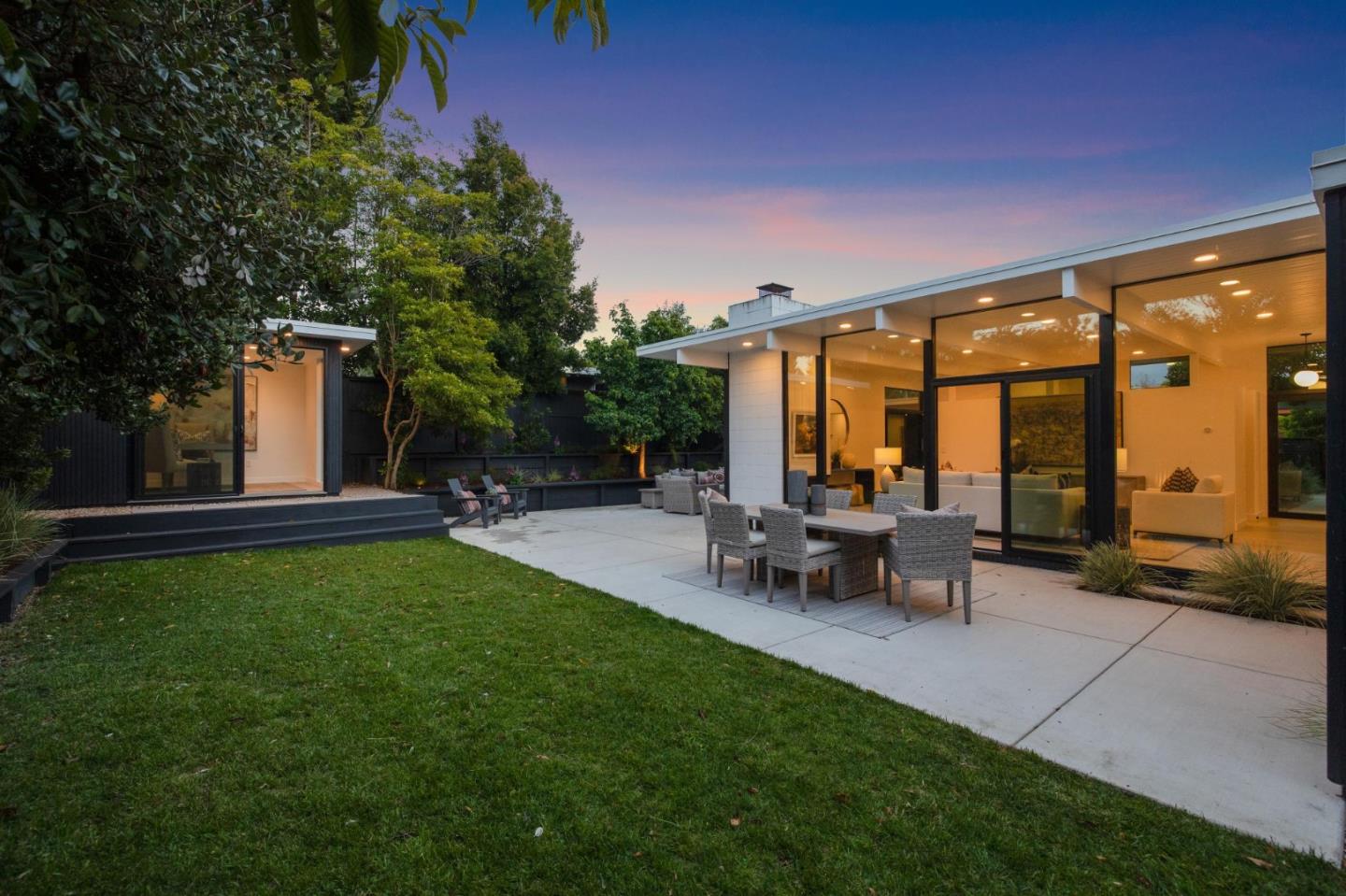 Detail Gallery Image 94 of 121 For 1651 Lexington, San Mateo,  CA 94402 - 3 Beds | 2 Baths