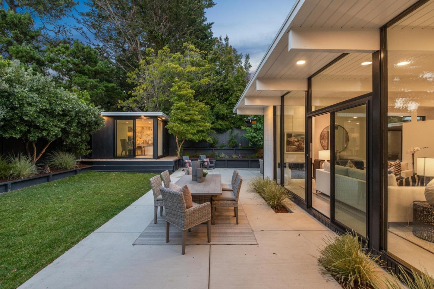Detail Gallery Image 99 of 121 For 1651 Lexington, San Mateo,  CA 94402 - 3 Beds | 2 Baths