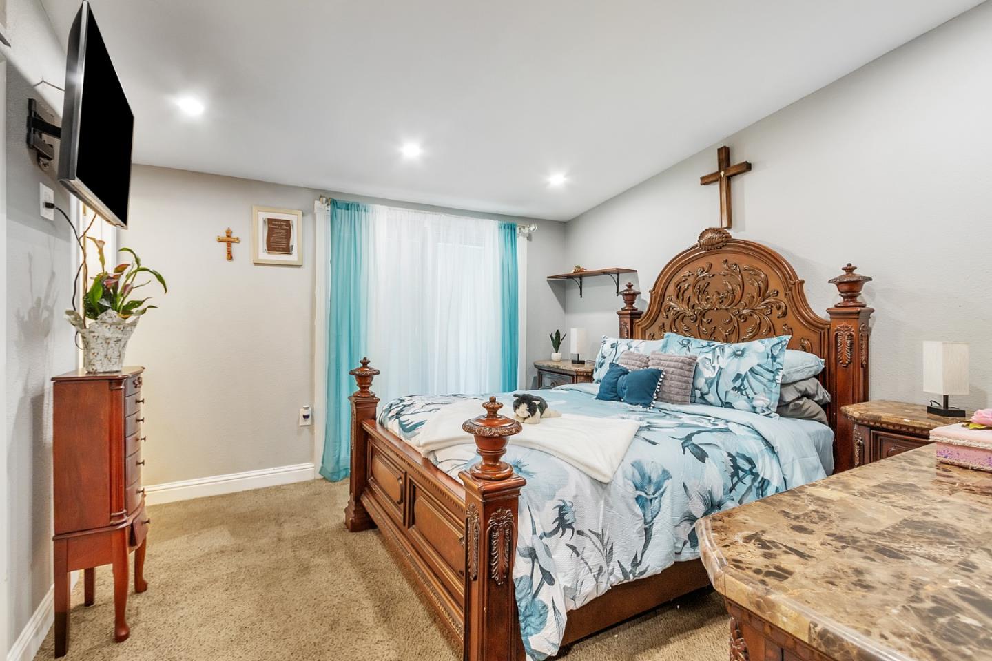 Detail Gallery Image 16 of 44 For 1916 Loyola Dr, San Jose,  CA 95122 - 3 Beds | 2 Baths