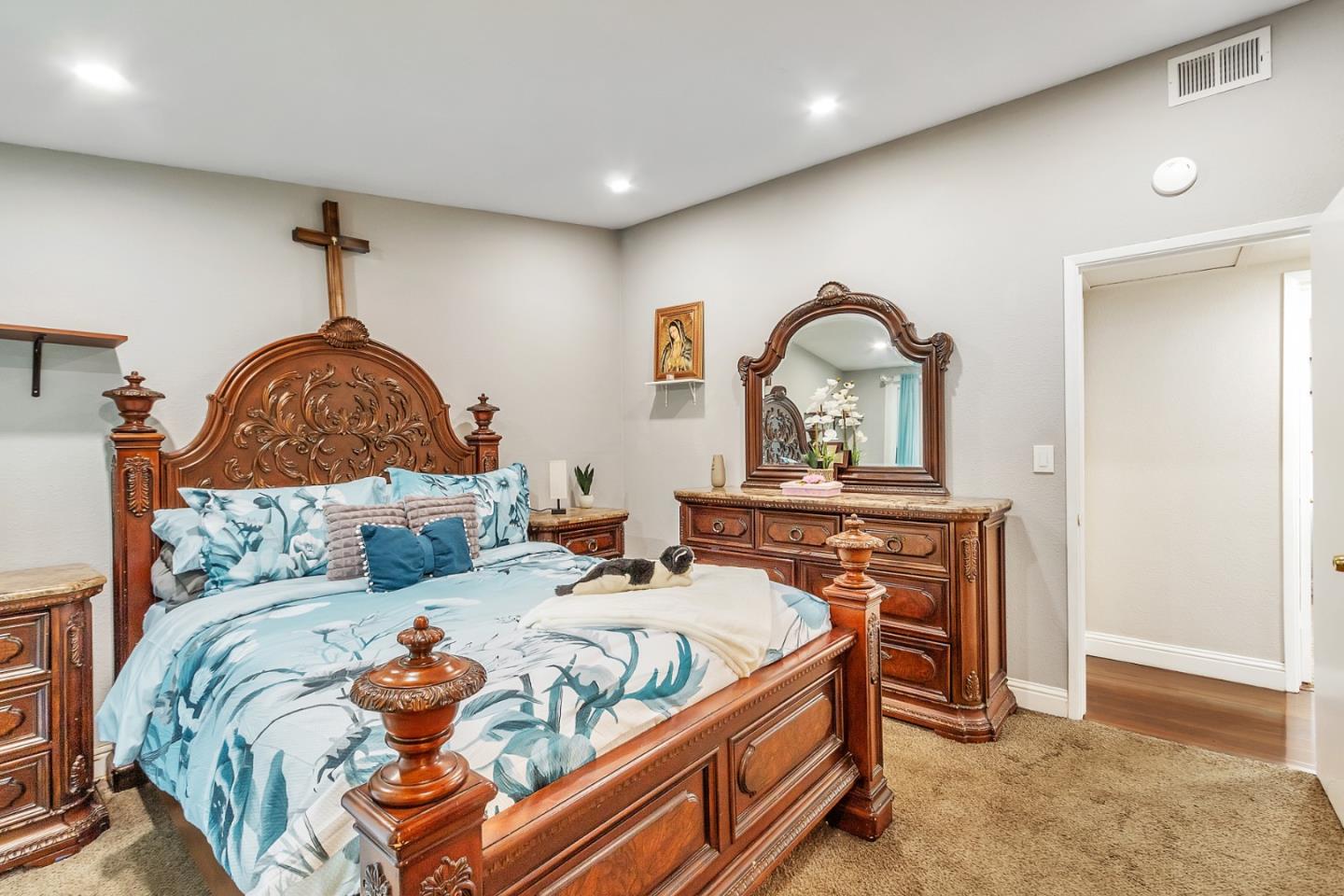 Detail Gallery Image 17 of 44 For 1916 Loyola Dr, San Jose,  CA 95122 - 3 Beds | 2 Baths