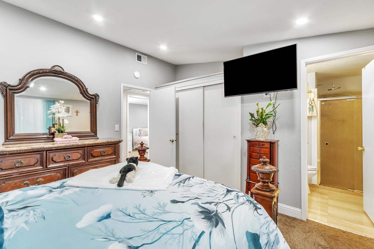 Detail Gallery Image 20 of 44 For 1916 Loyola Dr, San Jose,  CA 95122 - 3 Beds | 2 Baths