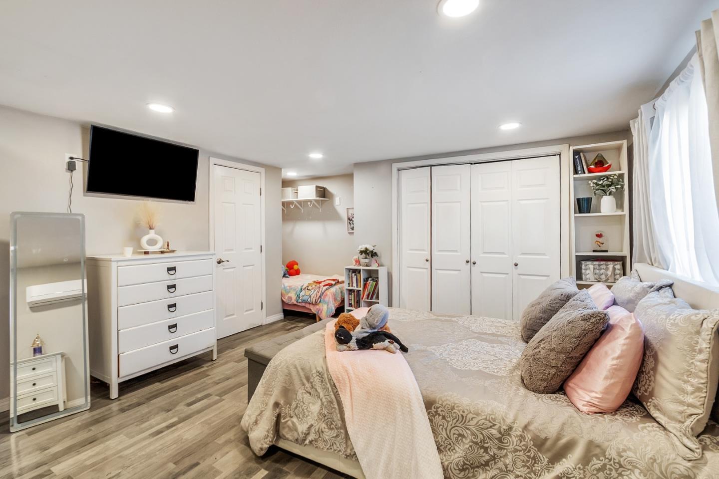 Detail Gallery Image 23 of 44 For 1916 Loyola Dr, San Jose,  CA 95122 - 3 Beds | 2 Baths