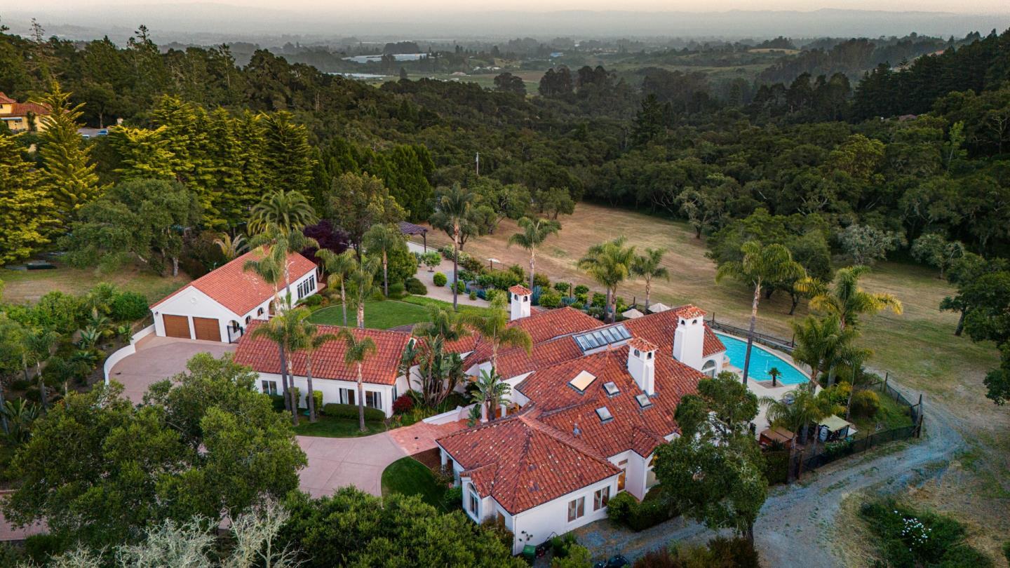 Detail Gallery Image 1 of 53 For 235 Vista Del Pajaro Rd, Corralitos,  CA 95076 - 4 Beds | 2/1 Baths