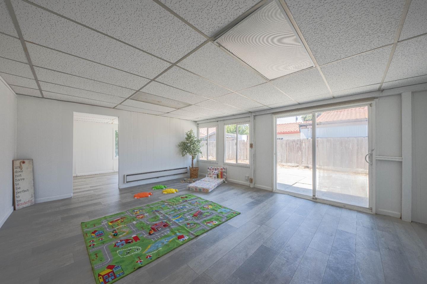 Detail Gallery Image 25 of 33 For 96 Shasta Way, Salinas,  CA 93905 - 4 Beds | 2 Baths