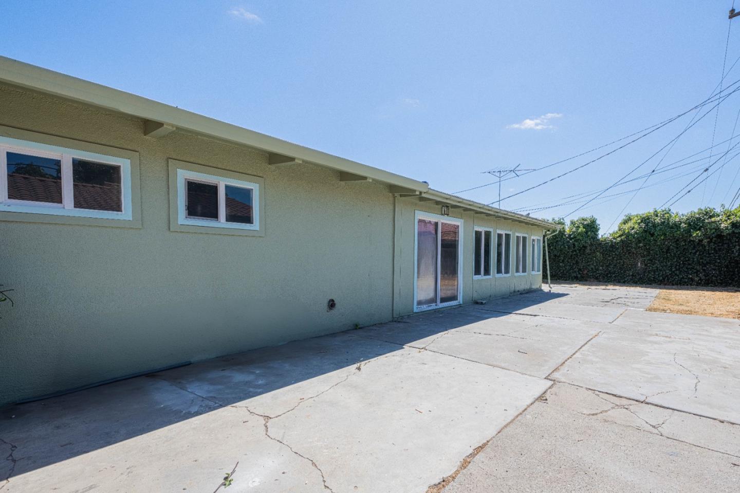 Detail Gallery Image 30 of 33 For 96 Shasta Way, Salinas,  CA 93905 - 4 Beds | 2 Baths