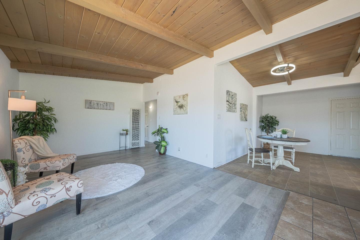 Detail Gallery Image 6 of 33 For 96 Shasta Way, Salinas,  CA 93905 - 4 Beds | 2 Baths