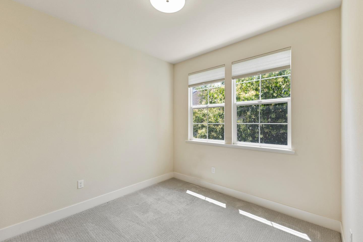 Detail Gallery Image 18 of 33 For 238 Carroll St #103,  Sunnyvale,  CA 94086 - 3 Beds | 2/1 Baths
