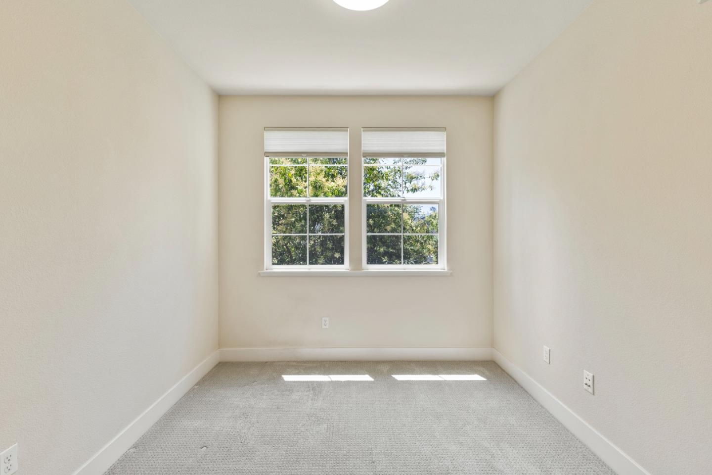 Detail Gallery Image 19 of 33 For 238 Carroll St #103,  Sunnyvale,  CA 94086 - 3 Beds | 2/1 Baths