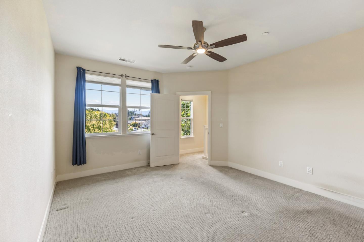 Detail Gallery Image 22 of 33 For 238 Carroll St #103,  Sunnyvale,  CA 94086 - 3 Beds | 2/1 Baths