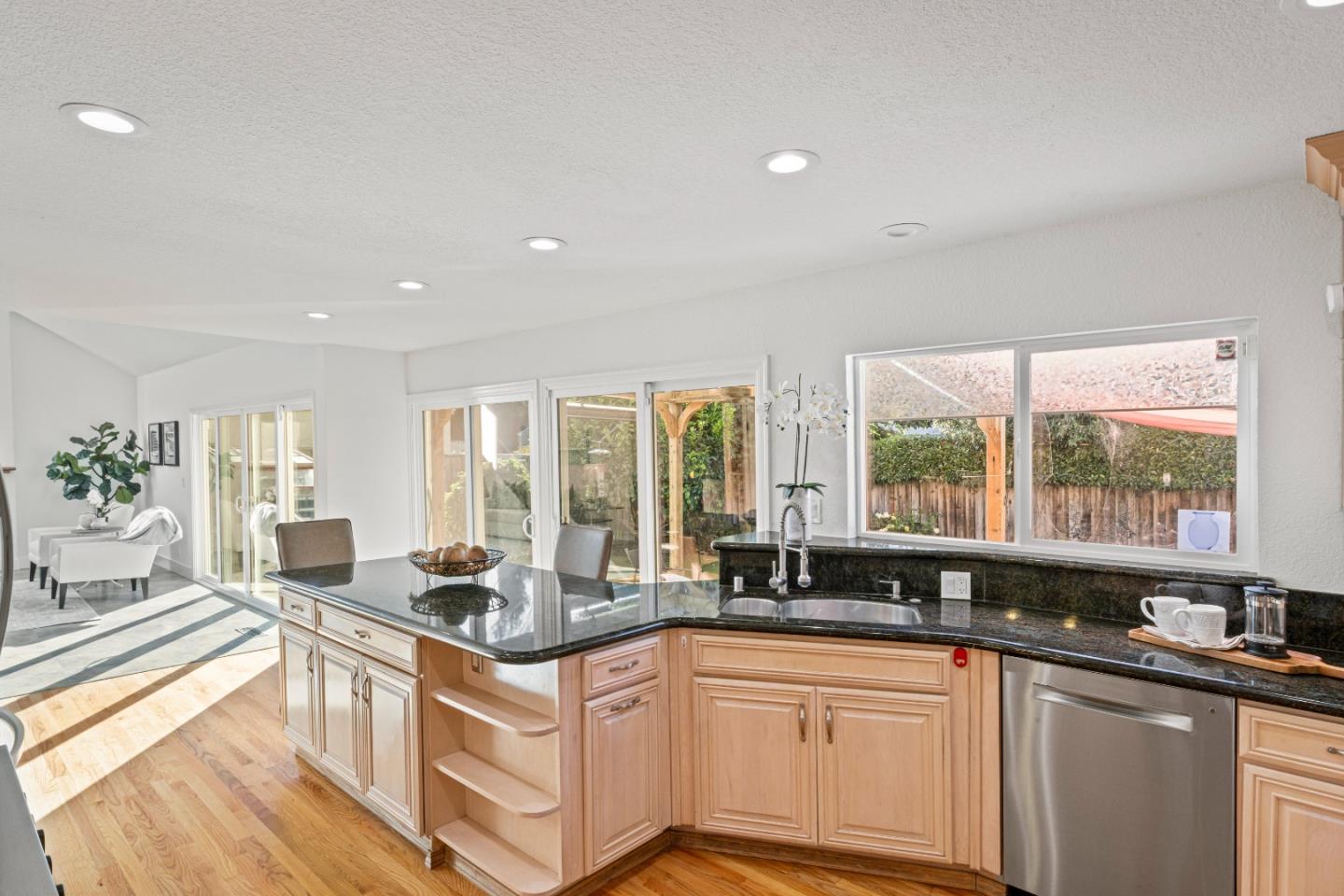 Detail Gallery Image 23 of 99 For 110 Morrison Canyon Rd, Fremont,  CA 94536 - 4 Beds | 3 Baths