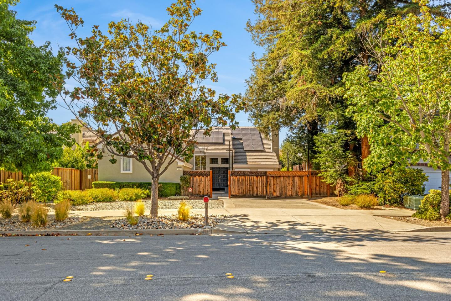 Detail Gallery Image 8 of 99 For 110 Morrison Canyon Rd, Fremont,  CA 94536 - 4 Beds | 3 Baths